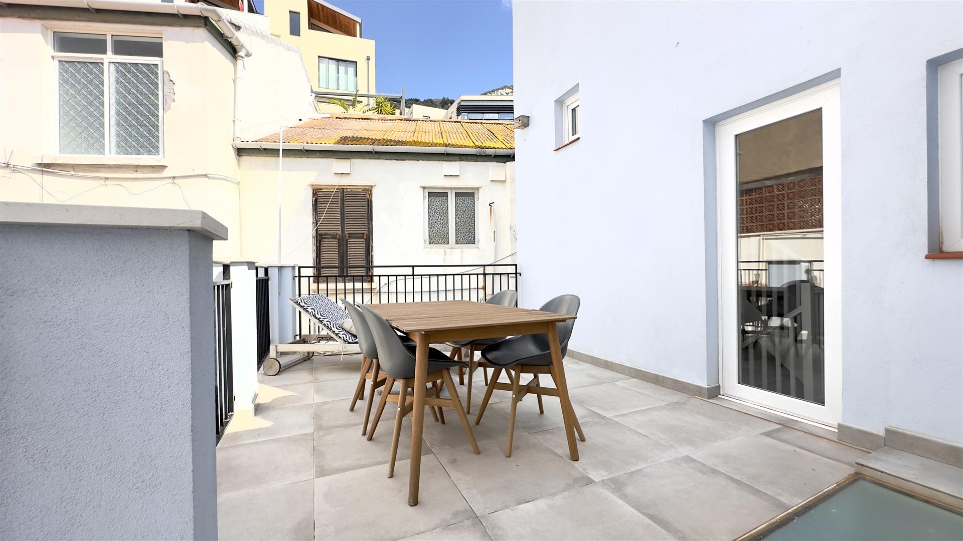 Image of House - 6 Bedrooms - 2 Bathrooms for Rental in Town Area-Gibraltar, Image 21